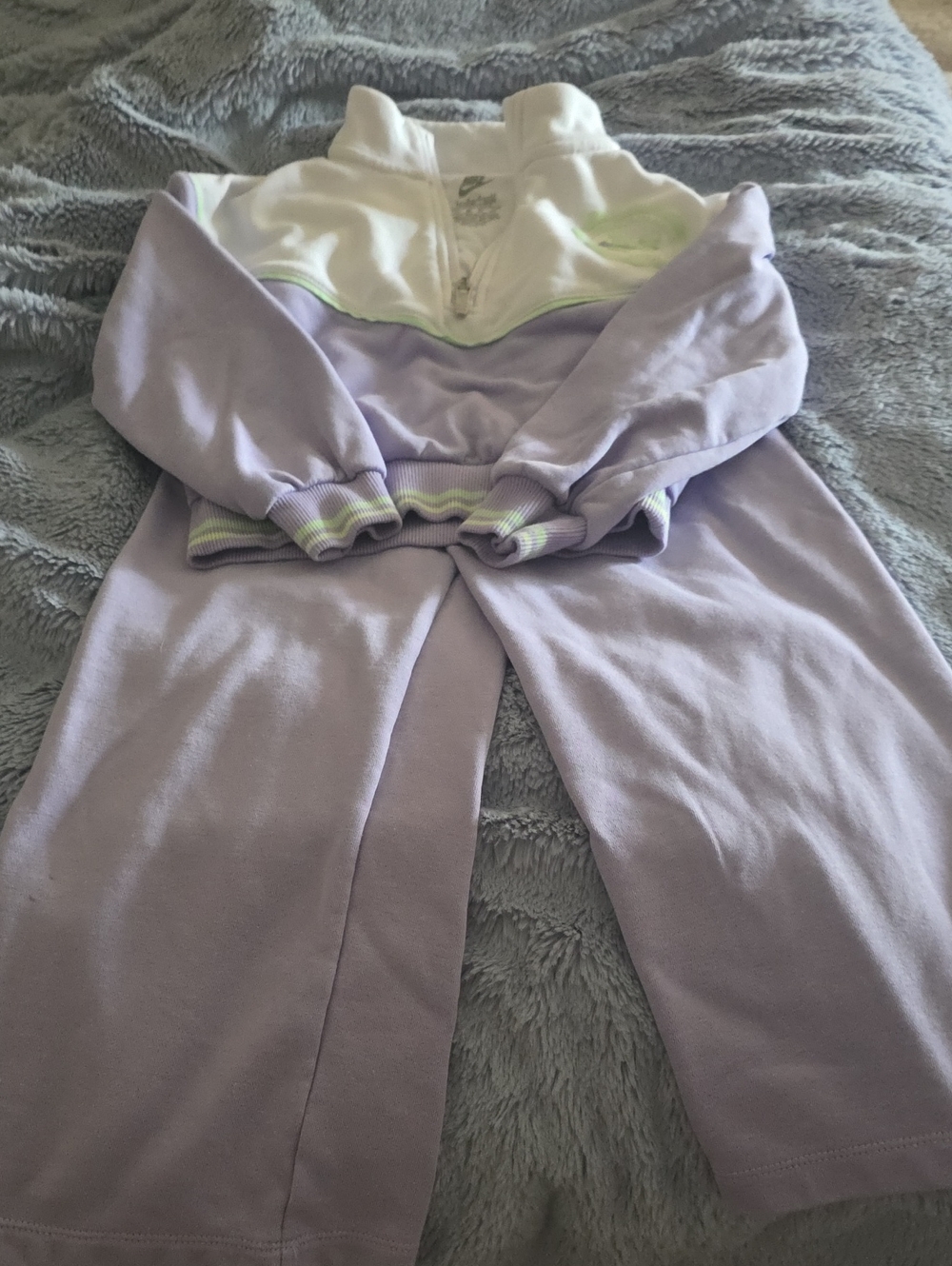 Lavender & White Girls Cozy Two-Piece Nike Suite